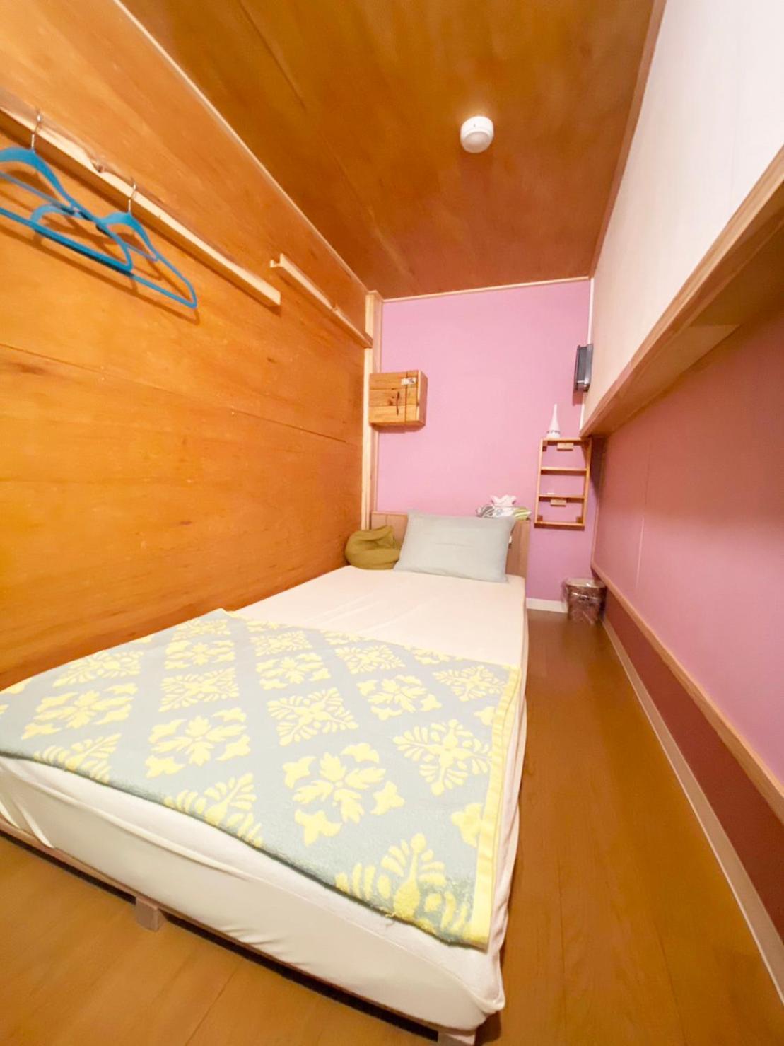 Auberge de jeunesse みーまん奄美 à Amami Extérieur photo