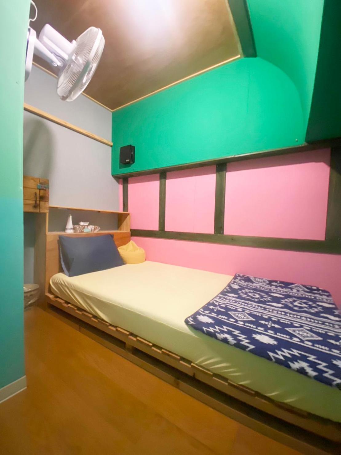 Auberge de jeunesse みーまん奄美 à Amami Extérieur photo