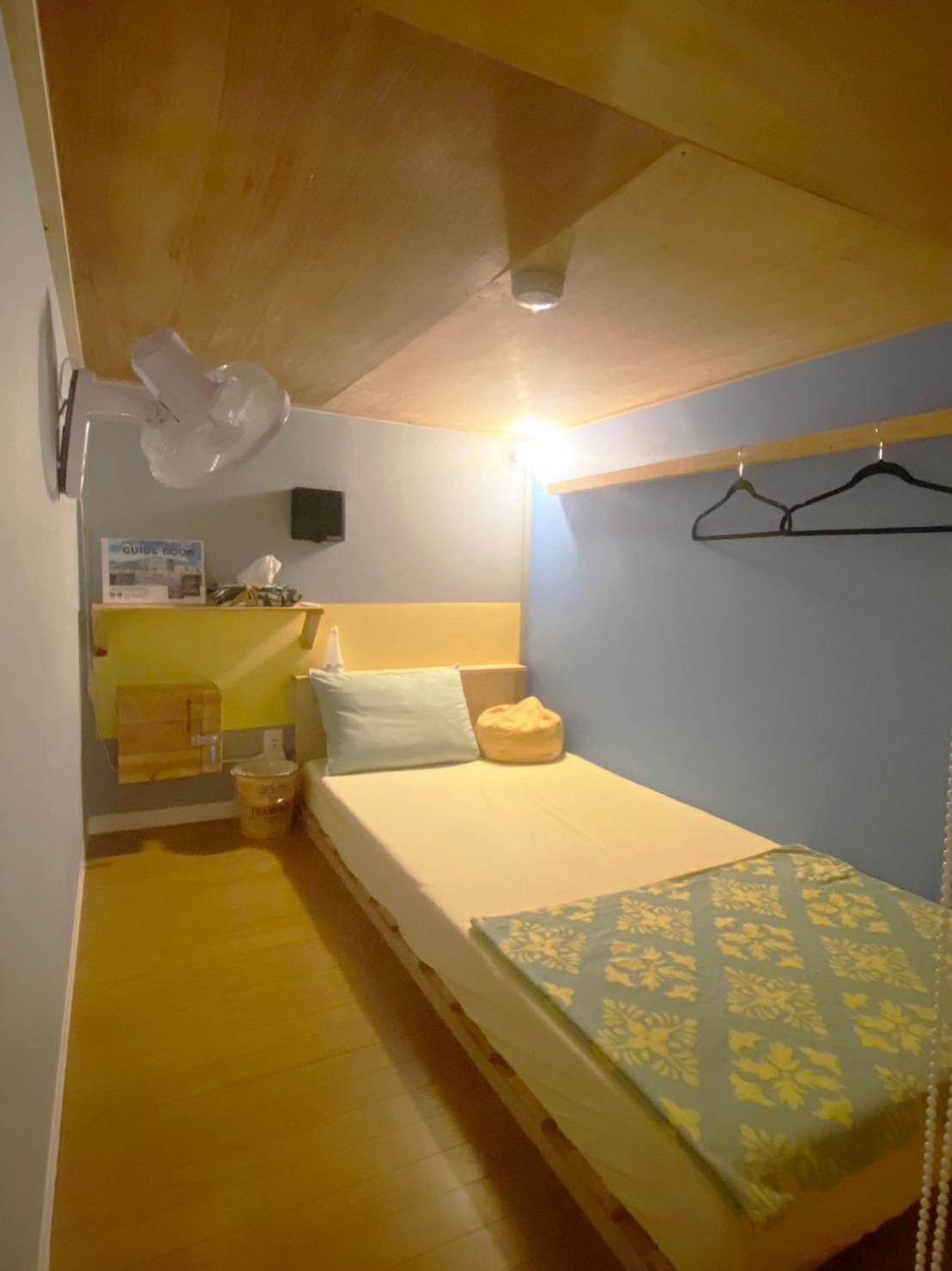 Auberge de jeunesse みーまん奄美 à Amami Extérieur photo